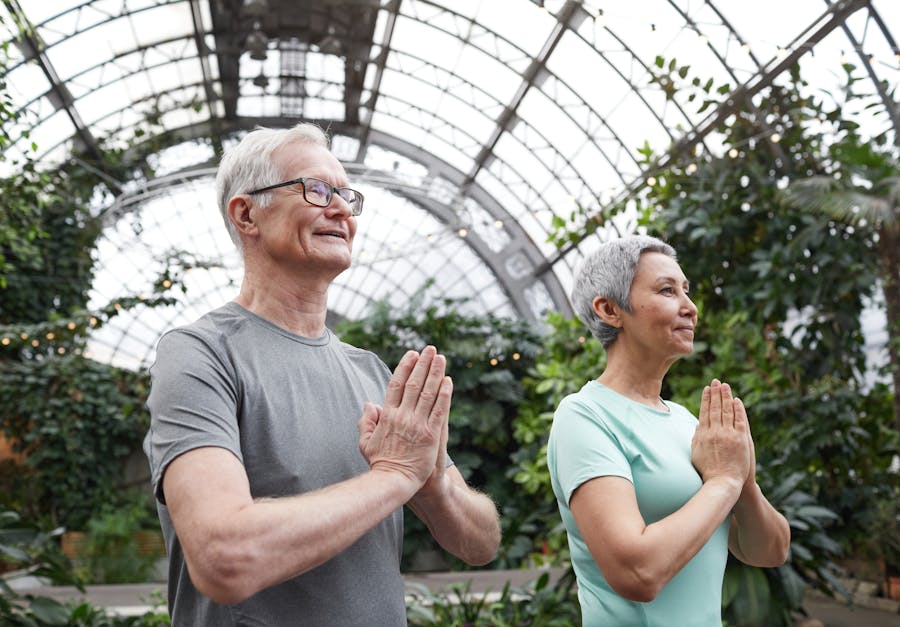 Sieviete ar teju